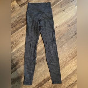 Lululemon Align Leggings super high waisted never worn size 4 28 length